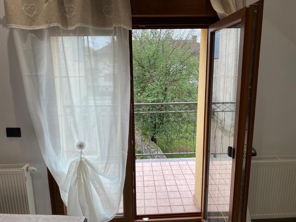 אוגולין Apartman Galerija מראה חיצוני תמונה