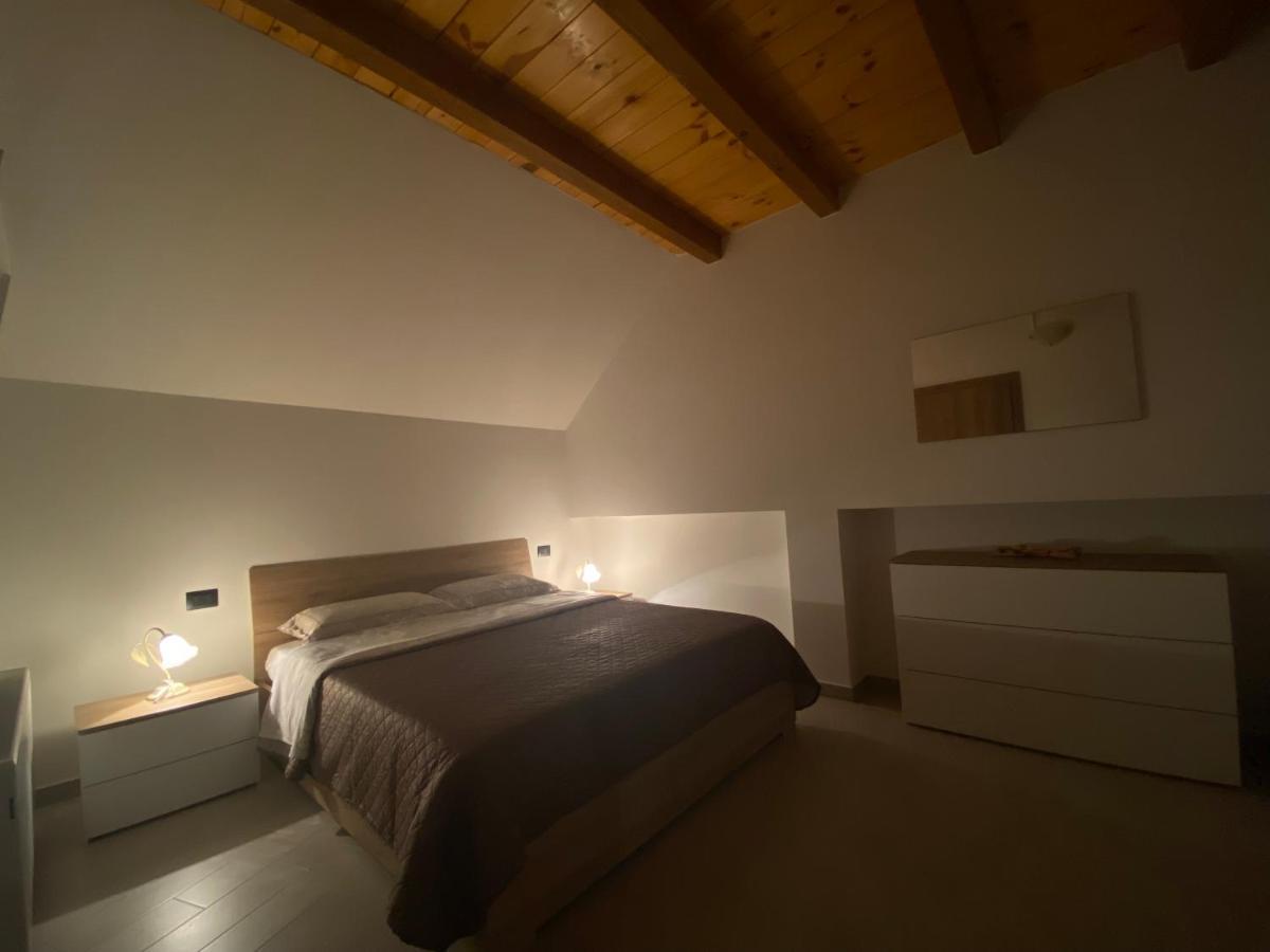 אוגולין Apartman Galerija מראה חיצוני תמונה