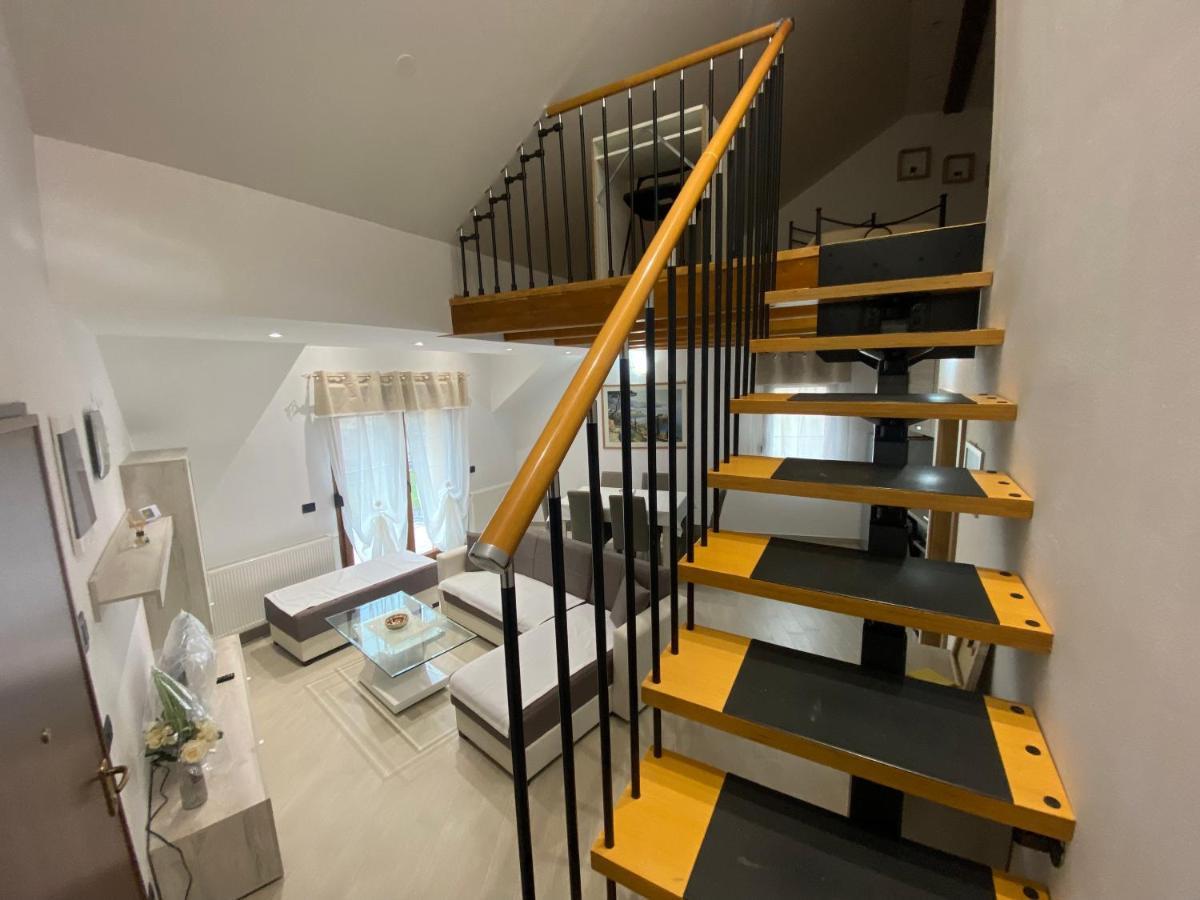 אוגולין Apartman Galerija מראה חיצוני תמונה