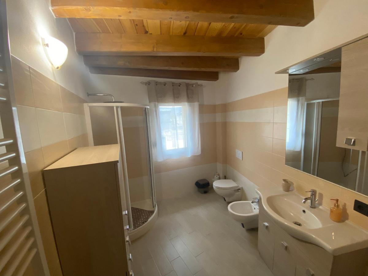 אוגולין Apartman Galerija מראה חיצוני תמונה