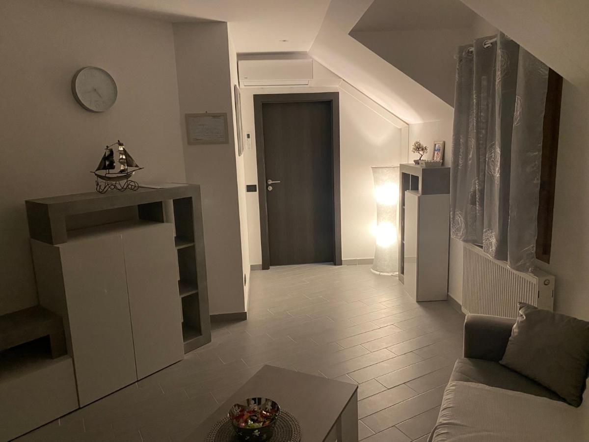 אוגולין Apartman Galerija מראה חיצוני תמונה