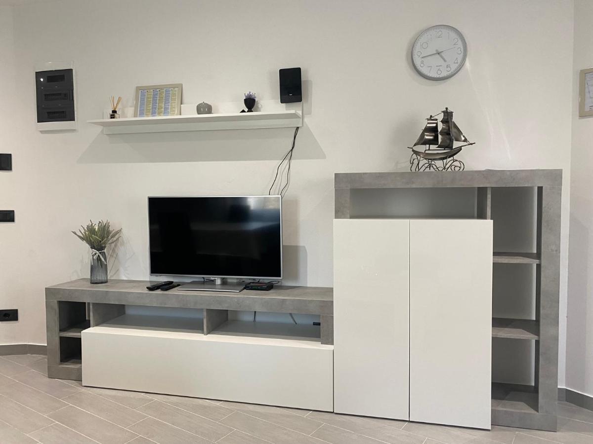 אוגולין Apartman Galerija מראה חיצוני תמונה