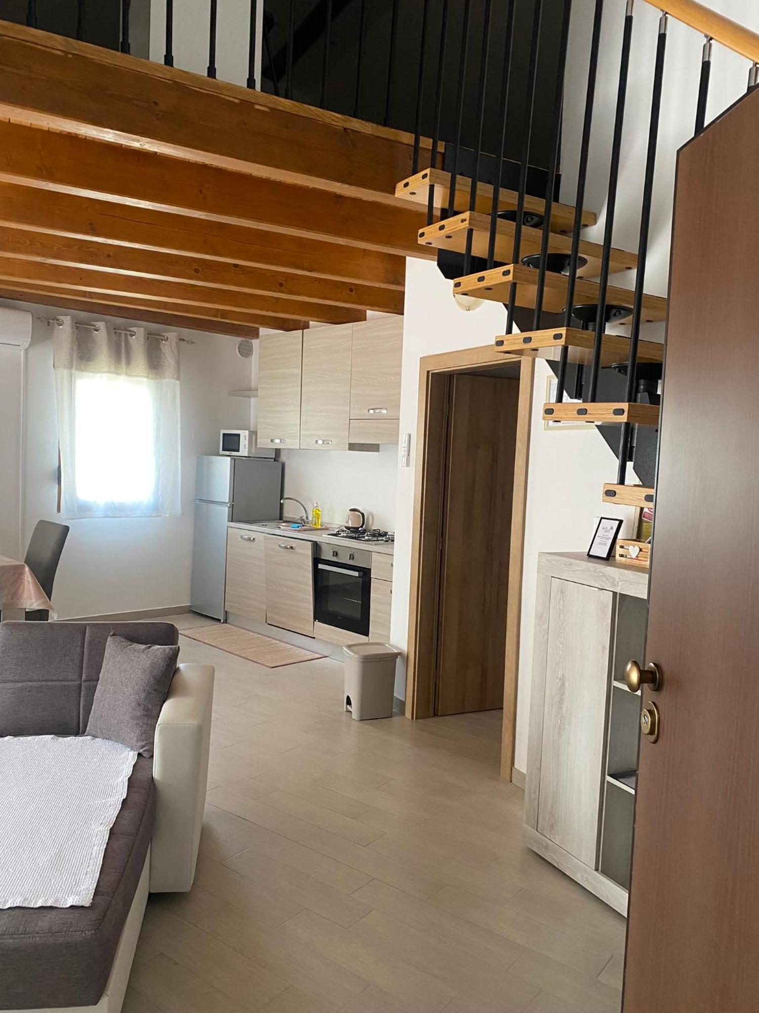 אוגולין Apartman Galerija מראה חיצוני תמונה
